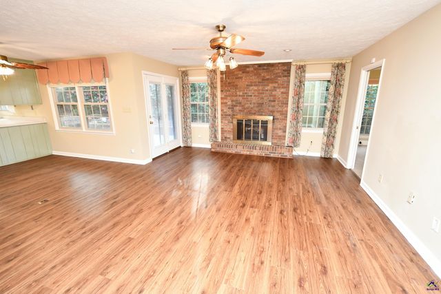 209 Lake Front Drive, Warner Robins, GA 31088