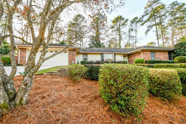 209 Lake Front Drive, Warner Robins, GA 31088