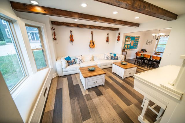 2209 Beacon Dr SW, Rochester, MN 55902