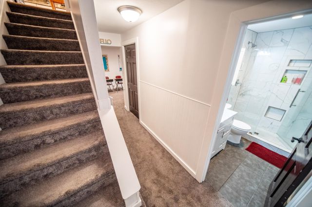 2209 Beacon Dr SW, Rochester, MN 55902