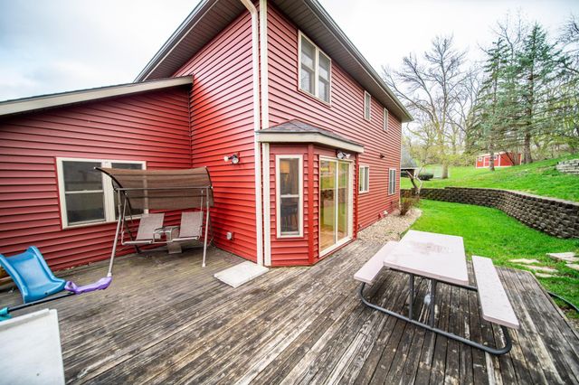 2209 Beacon Dr SW, Rochester, MN 55902