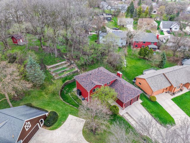 2209 Beacon Dr SW, Rochester, MN 55902