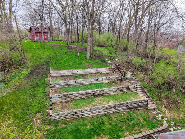 2209 Beacon Dr SW, Rochester, MN 55902