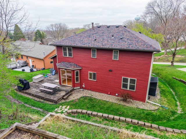 2209 Beacon Dr SW, Rochester, MN 55902