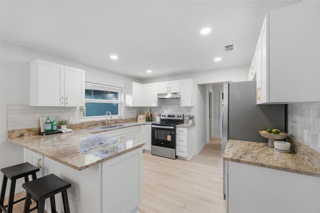 14912 WEDGEWOOD PLACE, Tampa, FL 33613