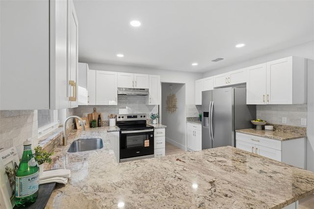 14912 WEDGEWOOD PLACE, Tampa, FL 33613