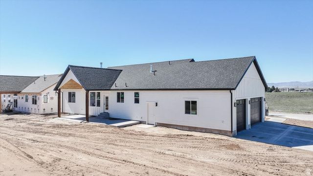 816 S 1100 E, Preston, ID 83263