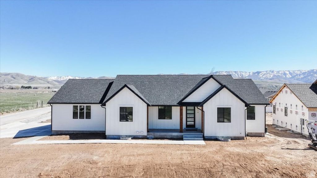 816 S 1100 E, Preston, ID 83263