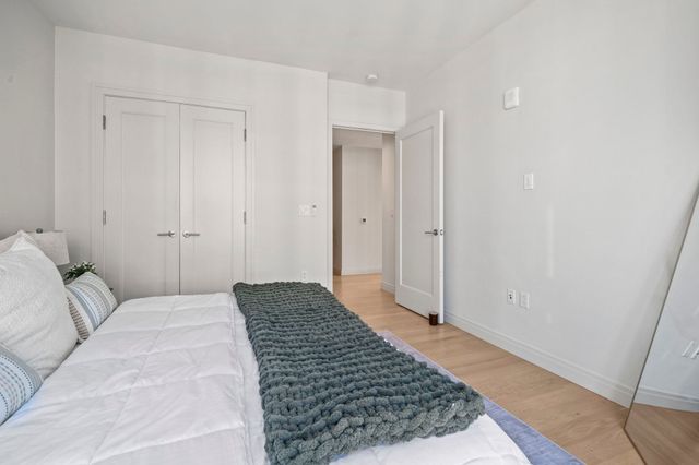 135 Seaport Blvd 1703, Boston, MA 02210