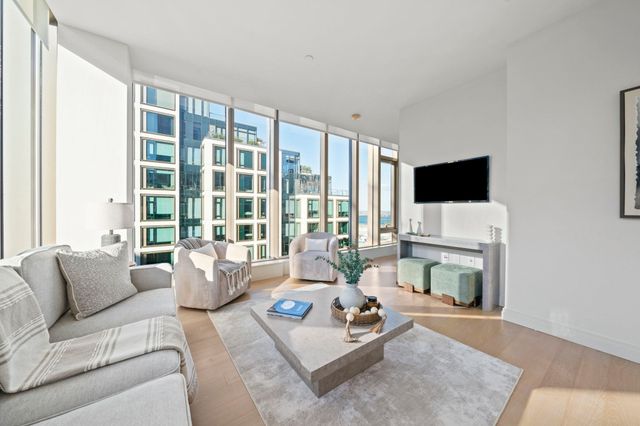 135 Seaport Blvd 1703, Boston, MA 02210