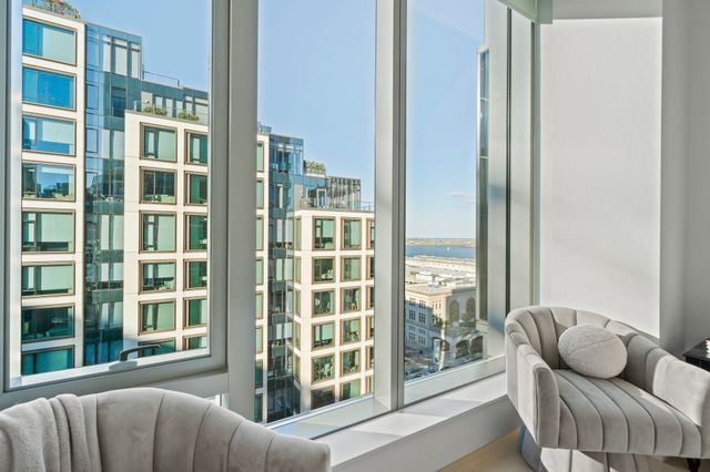 135 Seaport Blvd 1703, Boston, MA 02210