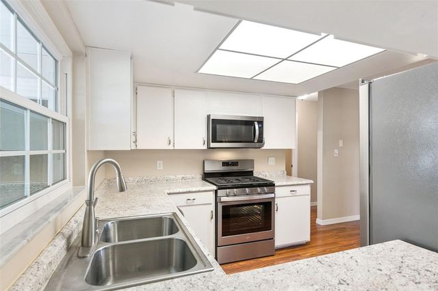 8006 JOZEE CIRCLE, Orlando, FL 32836