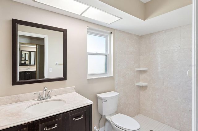 8006 JOZEE CIRCLE, Orlando, FL 32836