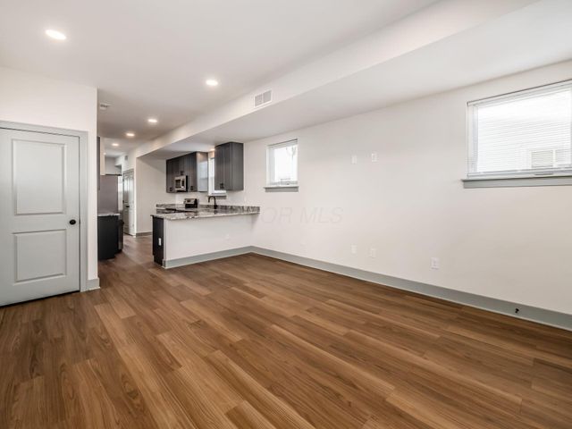 384 Whitethorne Avenue, Columbus, OH 43223