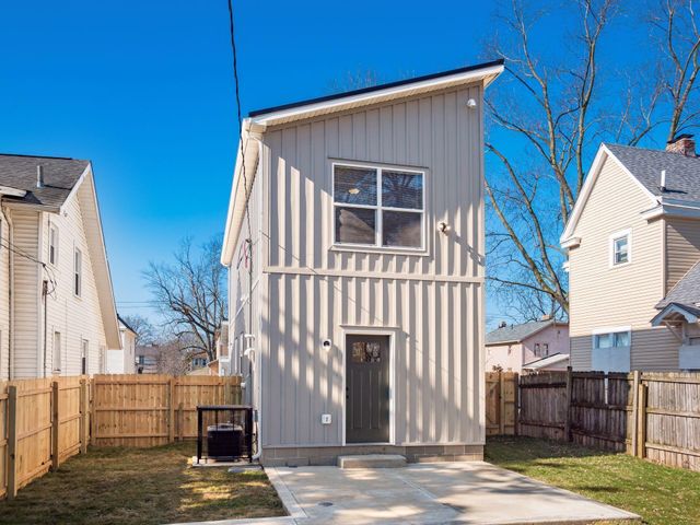 384 Whitethorne Avenue, Columbus, OH 43223