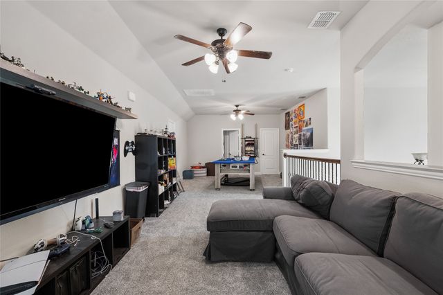 212 Providence Drive, Van Alstyne, TX 75495