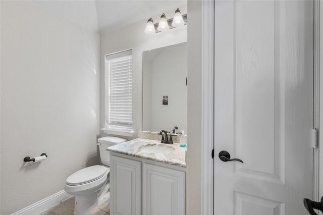 212 Providence Drive, Van Alstyne, TX 75495