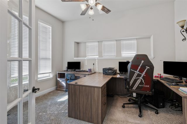 212 Providence Drive, Van Alstyne, TX 75495