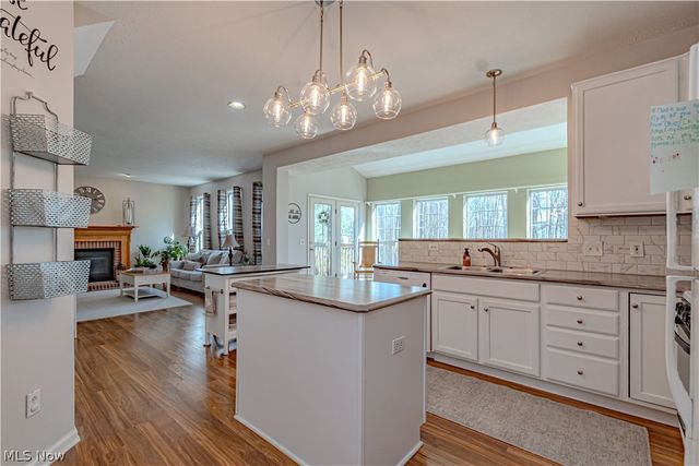 5171 Crown Pointe Drive, Medina, OH 44256