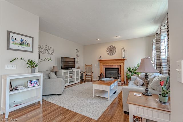 5171 Crown Pointe Drive, Medina, OH 44256