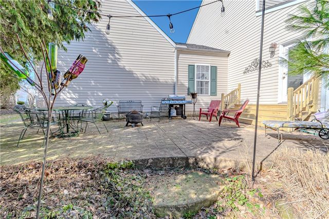 5171 Crown Pointe Drive, Medina, OH 44256