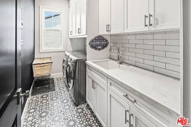 12718 Westminster Avenue, Los Angeles, CA 90066