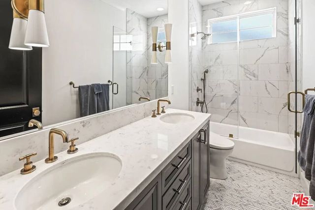 12718 Westminster Avenue, Los Angeles, CA 90066