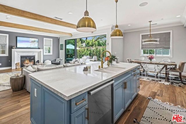 12718 Westminster Avenue, Los Angeles, CA 90066