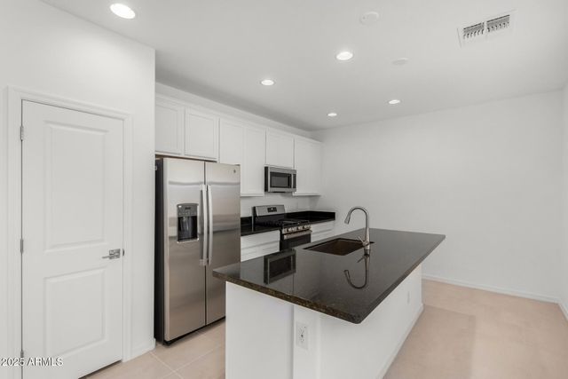 14633 W SAND HILLS Road, Surprise, AZ 85387