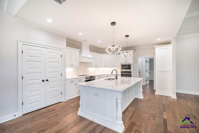 315 Willowbrook Lane, Kathleen, GA 31047