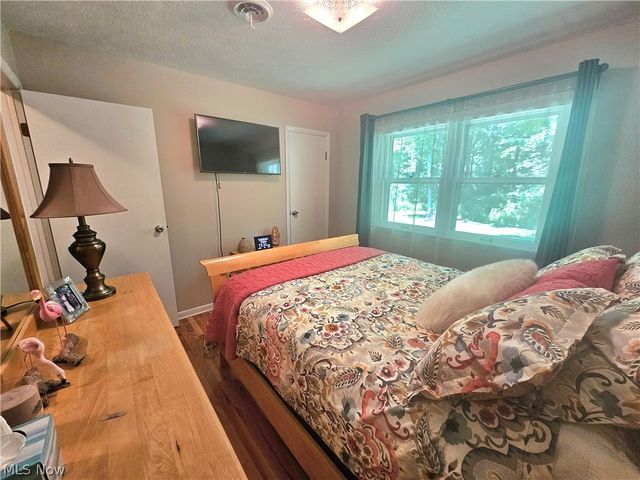 3599 Hoagland Blackstub Road, Cortland, OH 44410