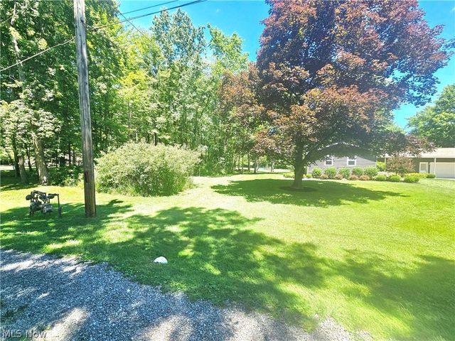 3599 Hoagland Blackstub Road, Cortland, OH 44410