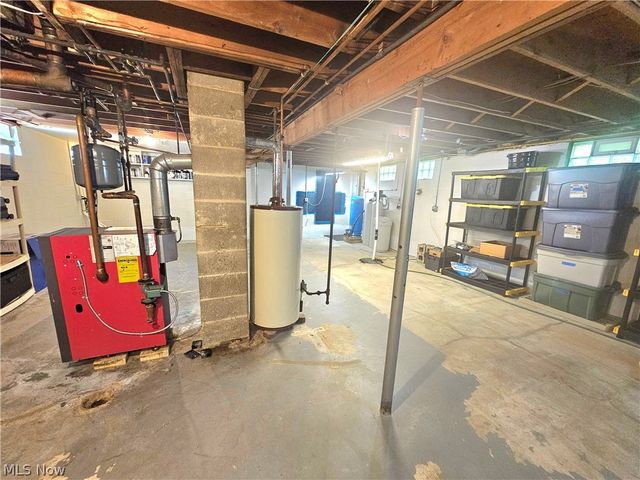 3599 Hoagland Blackstub Road, Cortland, OH 44410
