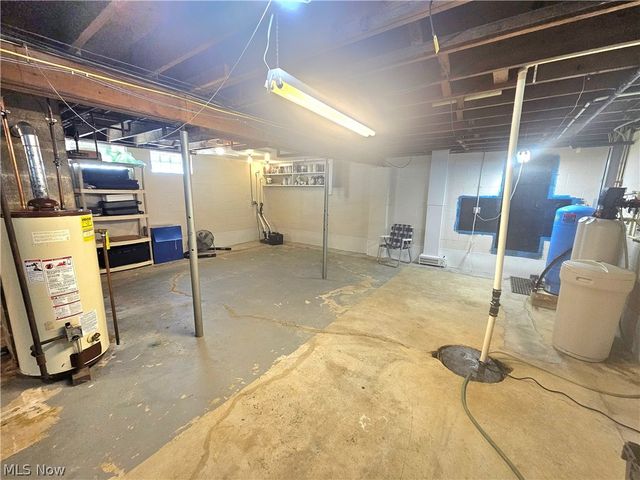 3599 Hoagland Blackstub Road, Cortland, OH 44410