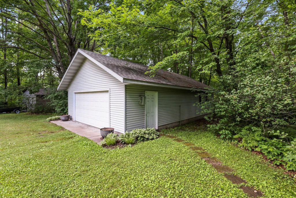 17345 Kettle River Boulevard NE, Columbus, MN 55025 — photo 2