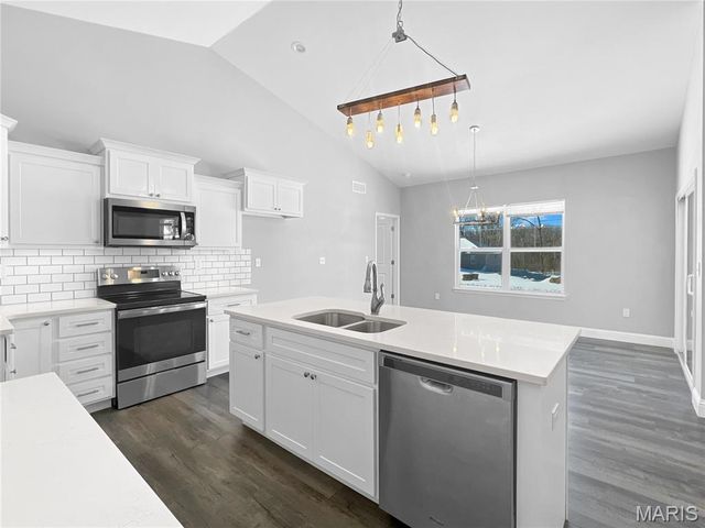 1847 Appleton Court, Maryville, IL 62062