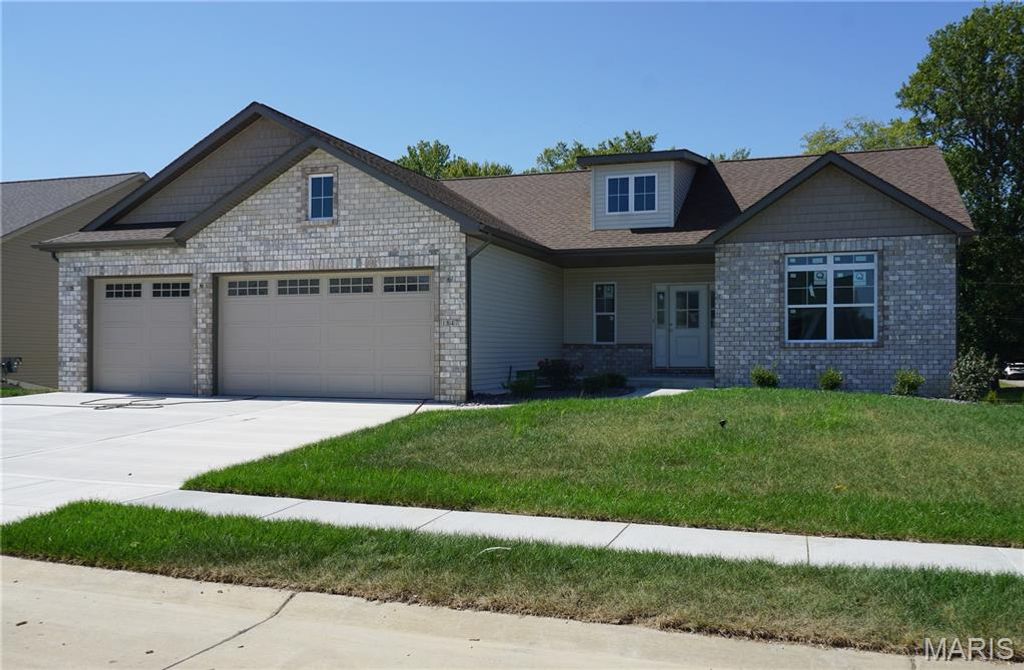 1847 Appleton Court, Maryville, IL 62062