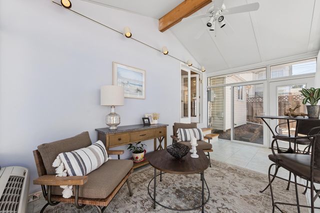 1783 Berkeley Avenue, Saint Paul, MN 55105