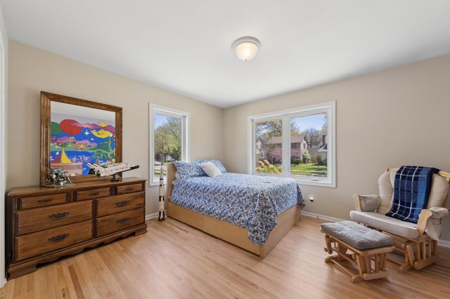 1783 Berkeley Avenue, Saint Paul, MN 55105