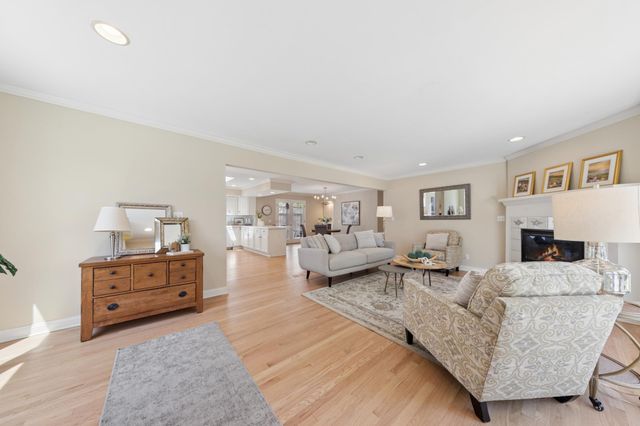 1783 Berkeley Avenue, Saint Paul, MN 55105
