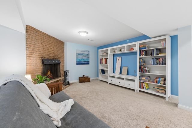1783 Berkeley Avenue, Saint Paul, MN 55105