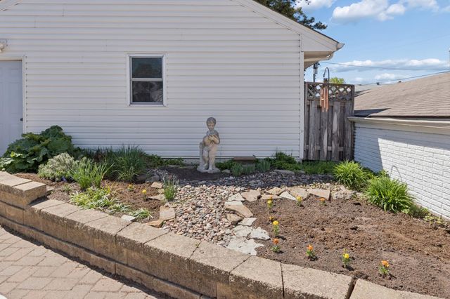 1783 Berkeley Avenue, Saint Paul, MN 55105