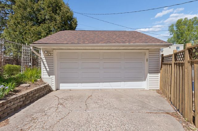 1783 Berkeley Avenue, Saint Paul, MN 55105