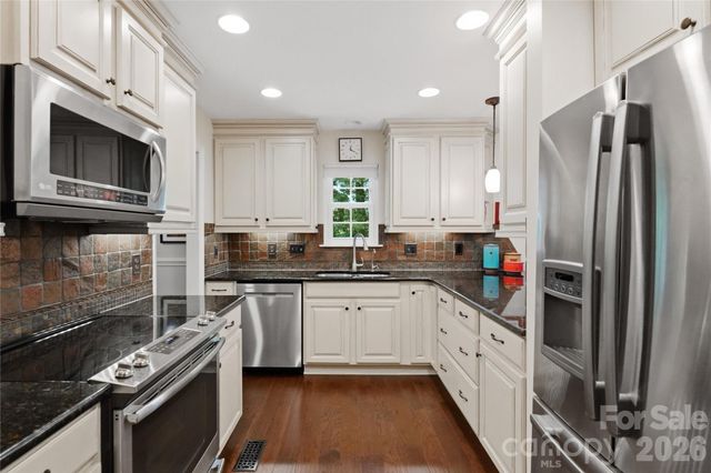 1315 Mistletoe Ridge Place NW, Concord, NC 28027