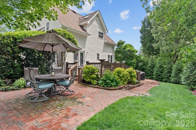1315 Mistletoe Ridge Place NW, Concord, NC 28027