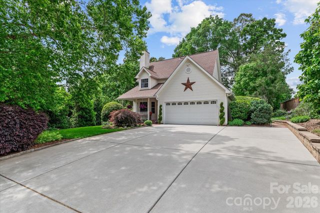 1315 Mistletoe Ridge Place NW, Concord, NC 28027