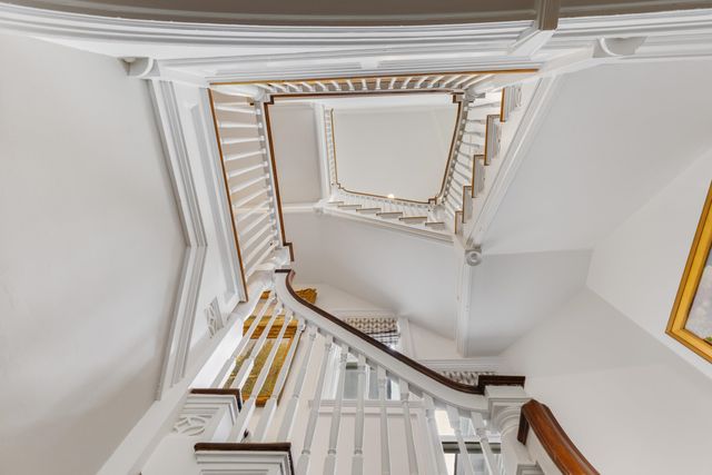 12 Willow Avenue, North Hampton, NH 03862