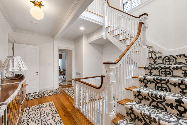 12 Willow Avenue, North Hampton, NH 03862
