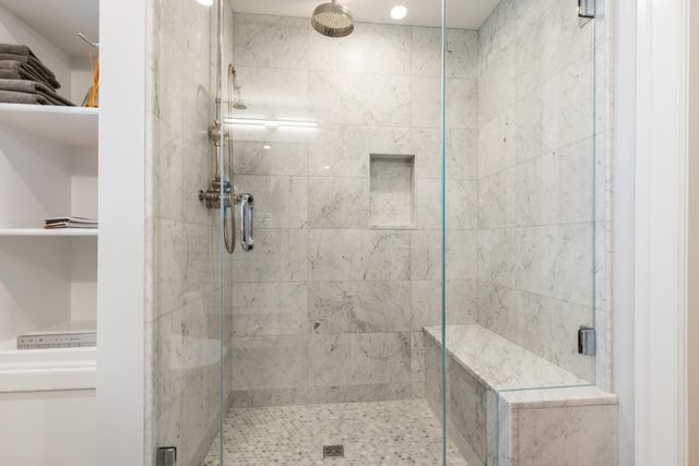 12 Willow Avenue, North Hampton, NH 03862