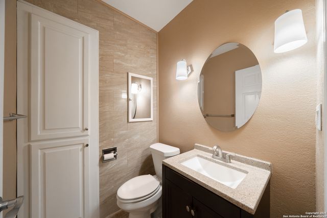 1 Towers Park Ln Apt 1205, San Antonio, TX 78209